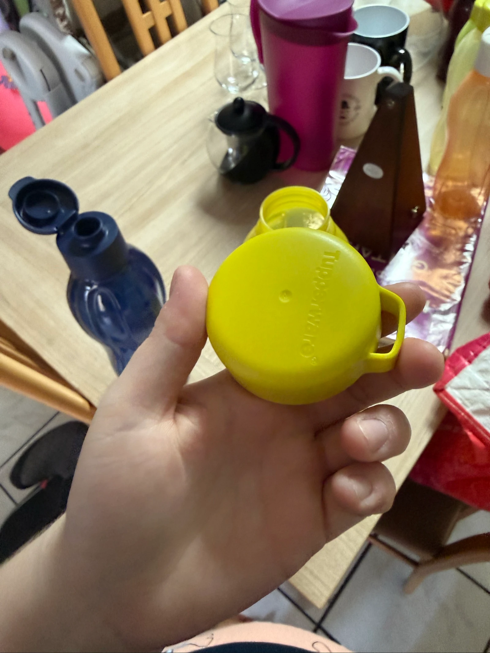 Lot of two Tupperware bottles 1.5l + 1l – photo 8